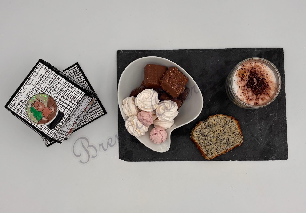 Café cappuccino, boîte enchantée et gourmandises, atelier Café Croc & Créa au restaurant La Source à Barberaz