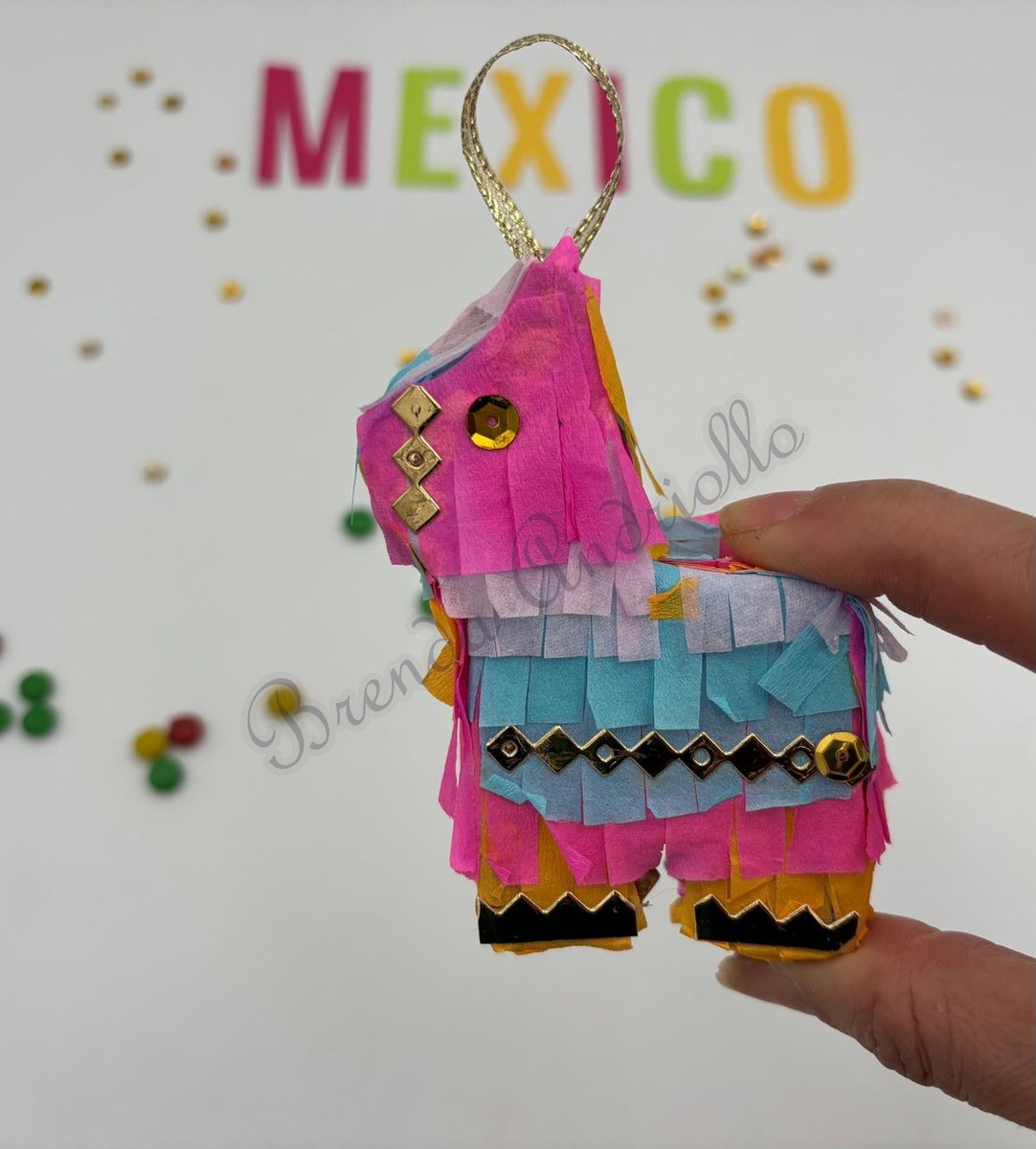 Mini-piñata mexicaine en papier crépon, faite main par Brenda Andriollo